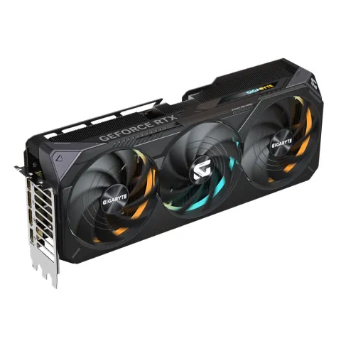 کارت گرافیک گیگابایت RTX 5070 Gaming OC 12G - تصویر ۳