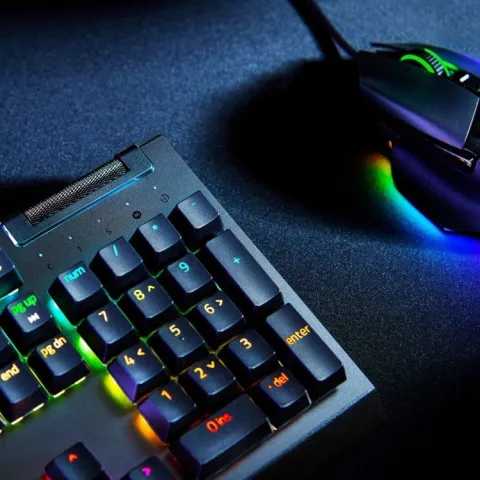 کیبورد گیمینگ ریزر مدل RAZER Blackwidow V4 X Yellow Switch - تصویر ۴